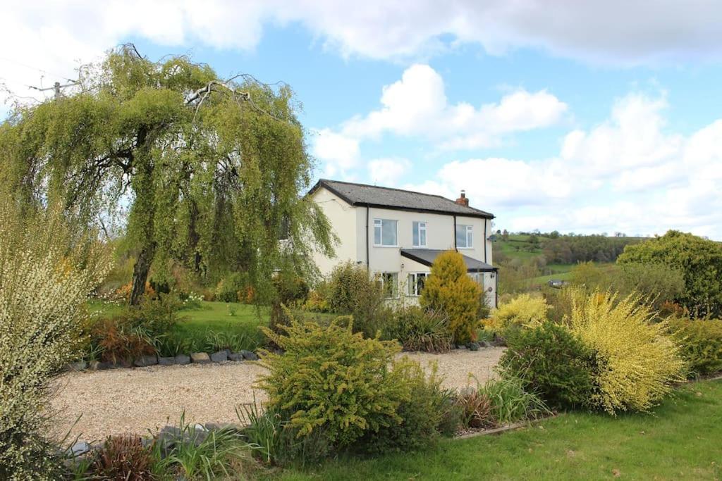 Country Home With Gardens Newtown  Esterno foto